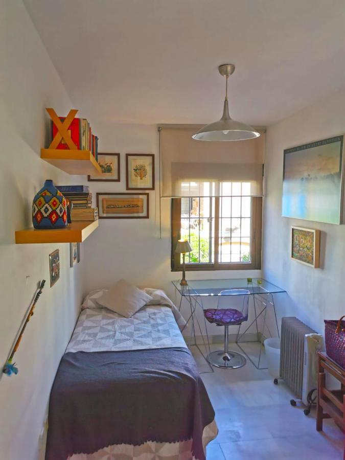 Habitacion Agradable Con Bano Individual Sevilla Exterior foto